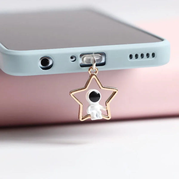 Astronaut Dust Plug Charm Cute Charge Port Anti Dust Plug Kawaii   Usb Type C Plug For iPhone Earphone Jack Stopper Cap Pendant